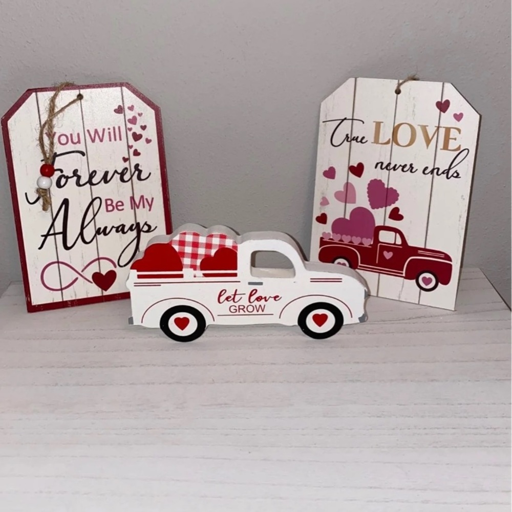 Valentine’s Day Decor